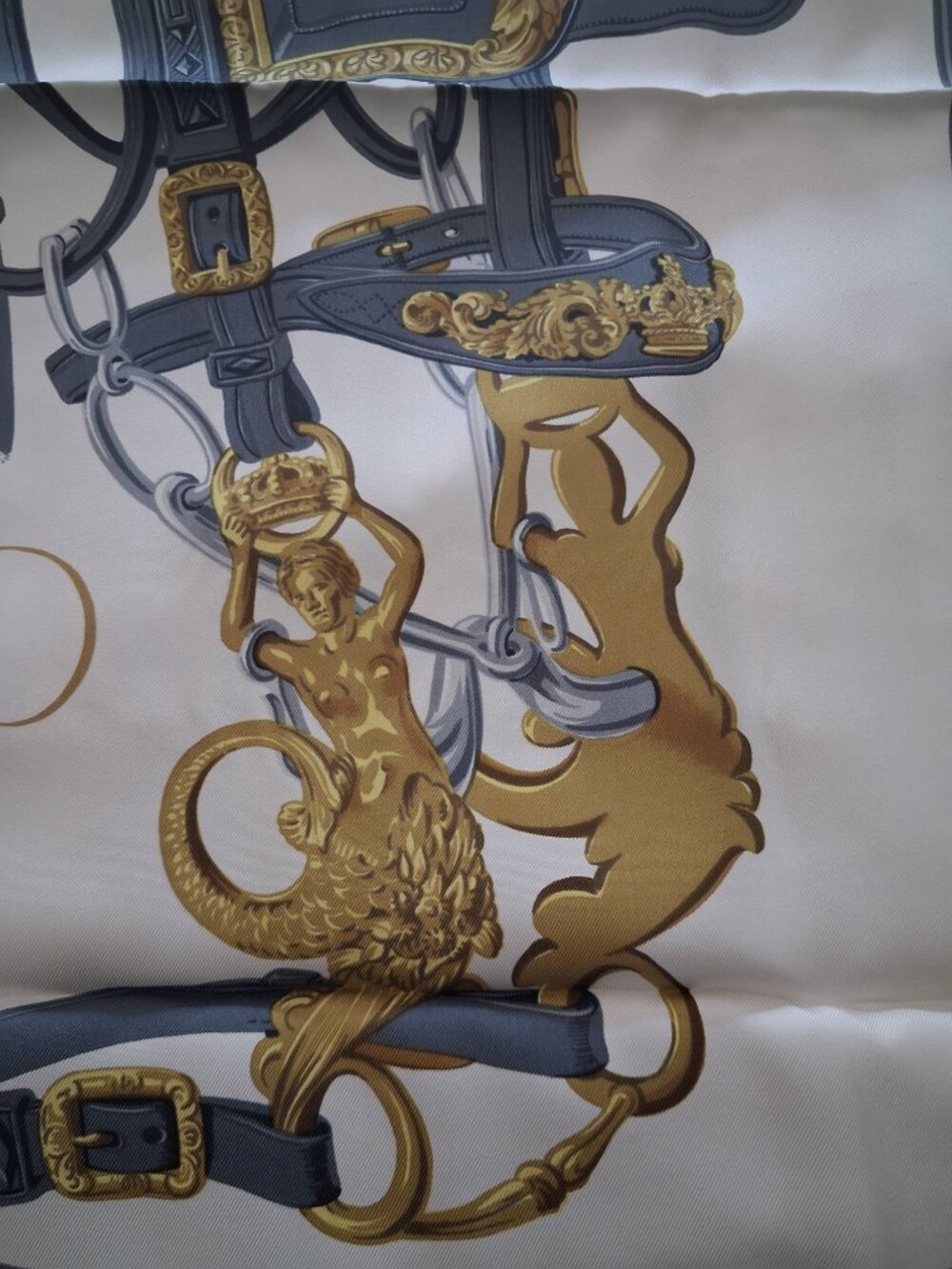 Hermes Scarf 35inch square - Picture 6 of 6